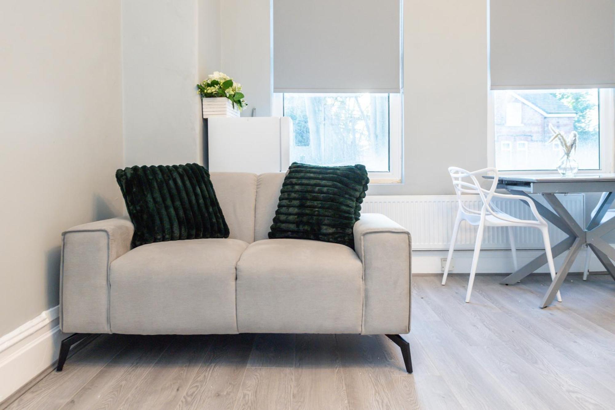 Benoit Apartments Манчестър Екстериор снимка