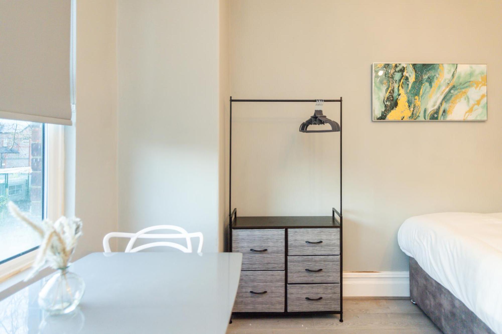 Benoit Apartments Манчестър Екстериор снимка
