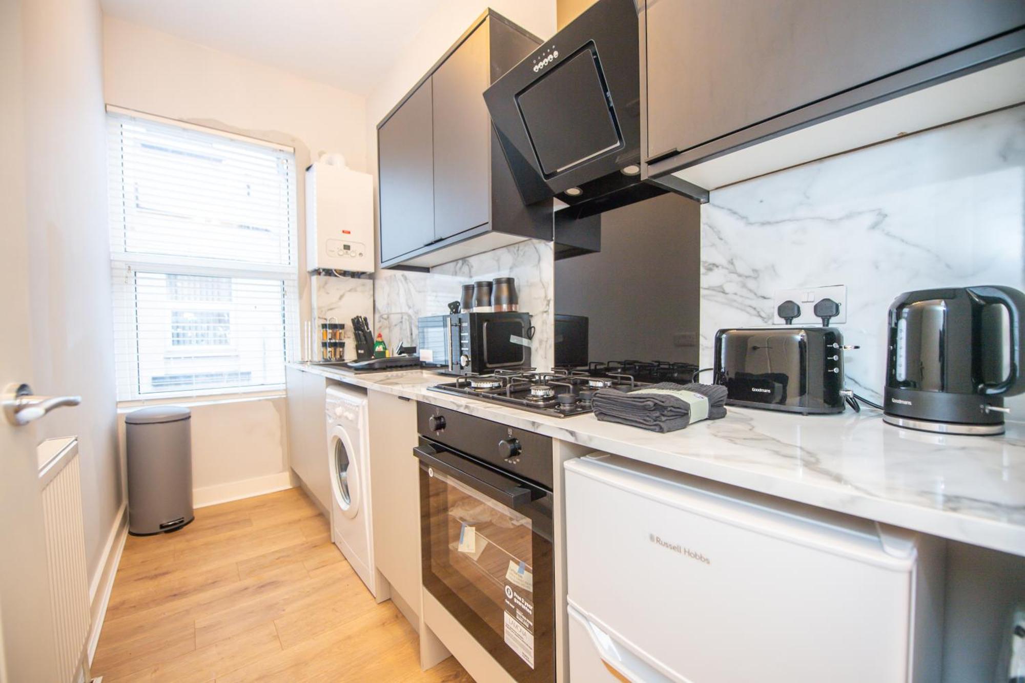 Benoit Apartments Манчестър Екстериор снимка